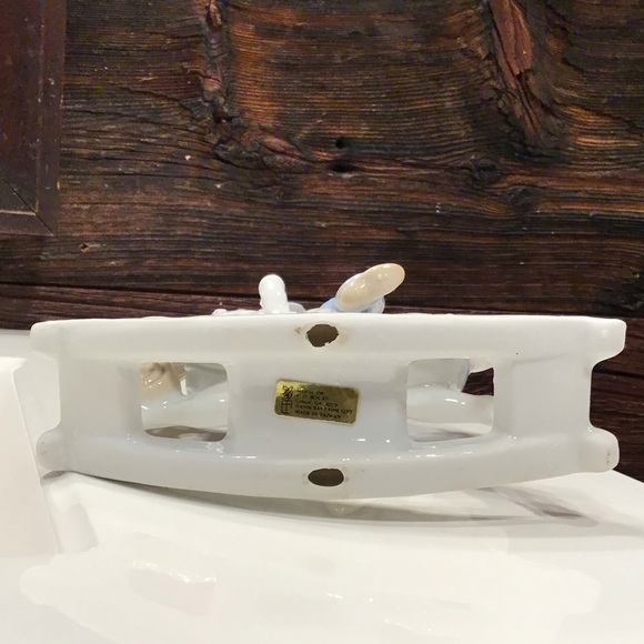 Paul Sebastian Porcelain Figurine Vintage 1991 Boy on Rocking Horse - Picture 8 of 11